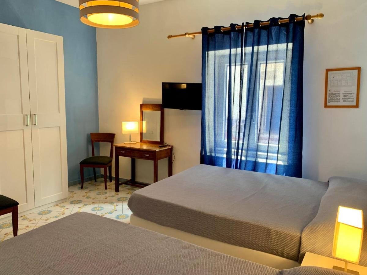 Hotel Ortensia Ponza Extérieur photo