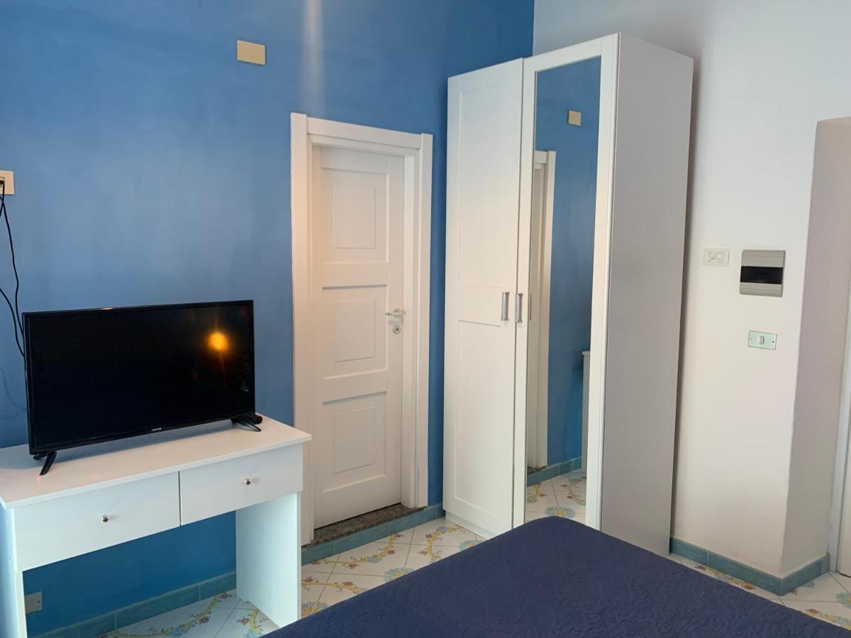 Hotel Ortensia Ponza Extérieur photo