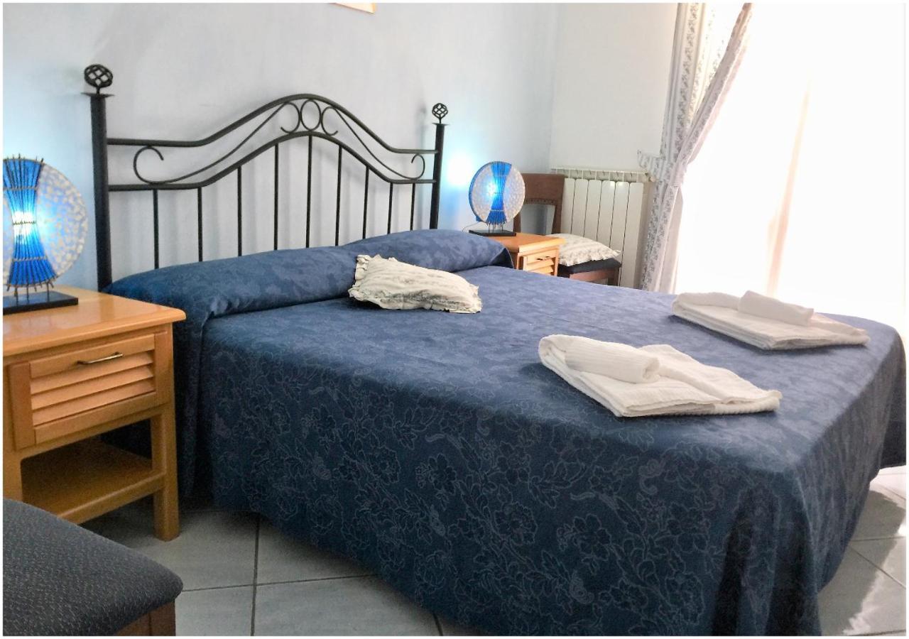 Hotel Ortensia Ponza Extérieur photo