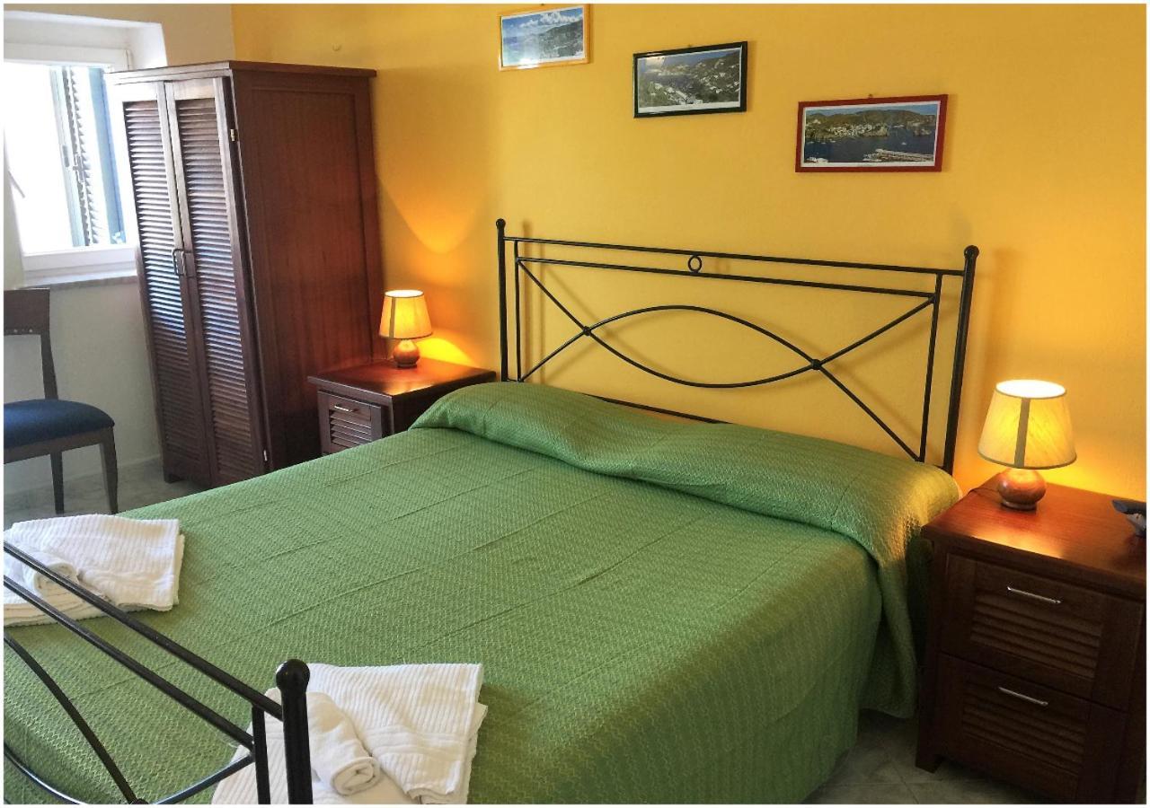Hotel Ortensia Ponza Extérieur photo