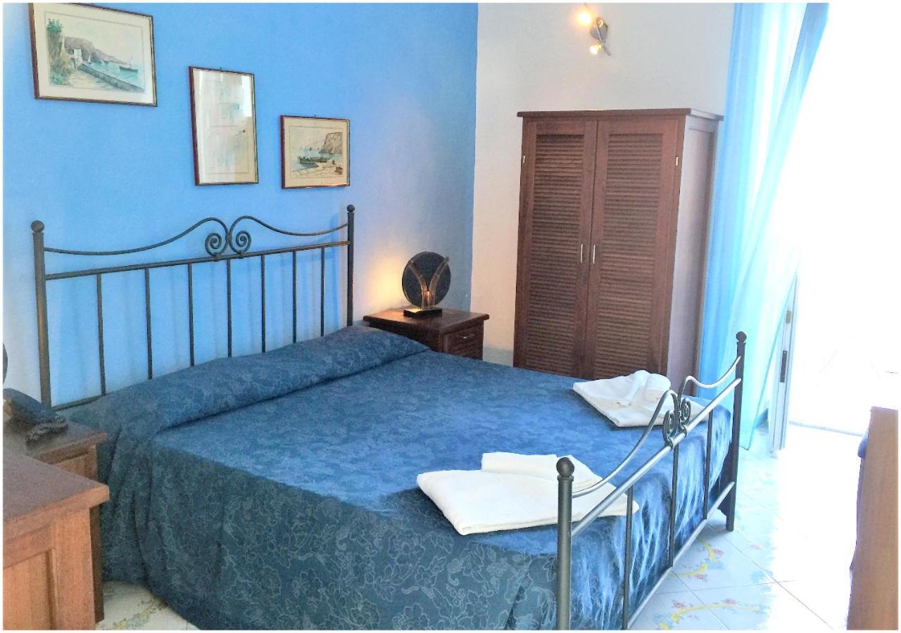 Hotel Ortensia Ponza Extérieur photo
